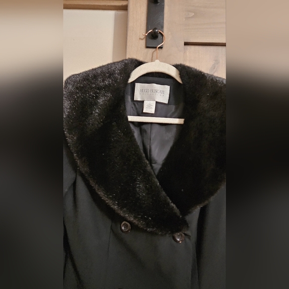 HUGO BUSCATI Black Faux fur trim peacoat. Size 6 - Picture 3 of 10